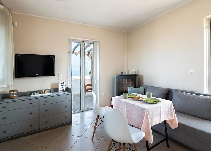 Naiada Stomio-b * Filiatrá